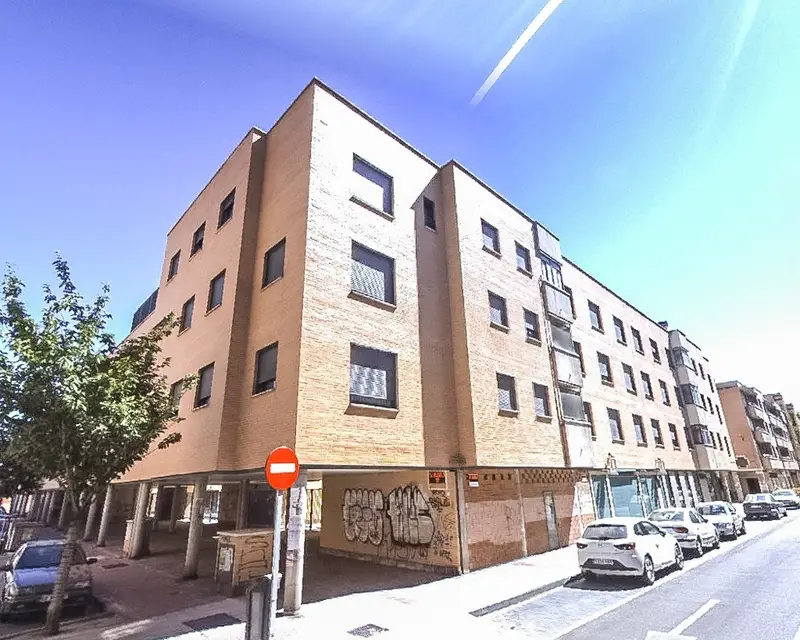 Local en venta Valladolid 104m2 Calle Murillo