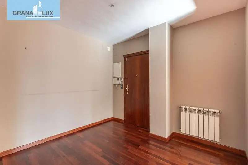Venta Piso 5 Habitaciones Centro Granada Plaza Humilladero