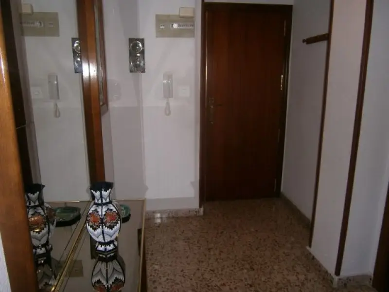 Venta Piso con calefacción en Cuartel Monovar 4 habitaciones 2 baños