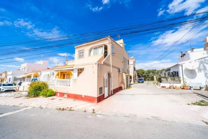 3 Bed Townhouse for sale