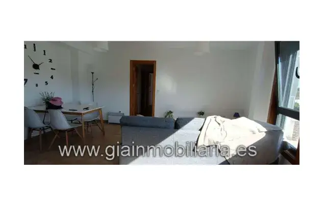 Rent 2 bedroom apartment of 70 m² in O Rosal