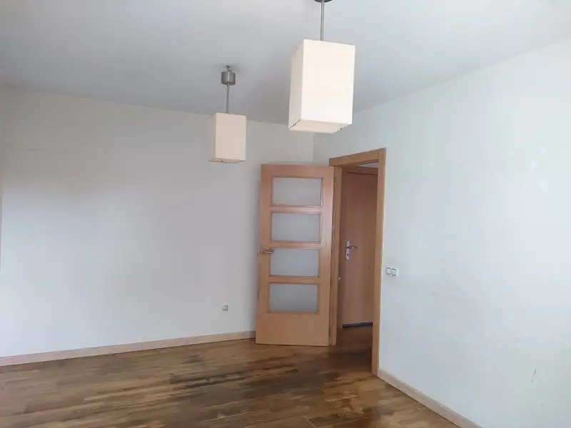 Venta Piso Con Calefaccion En Contrueces Sur Gijon