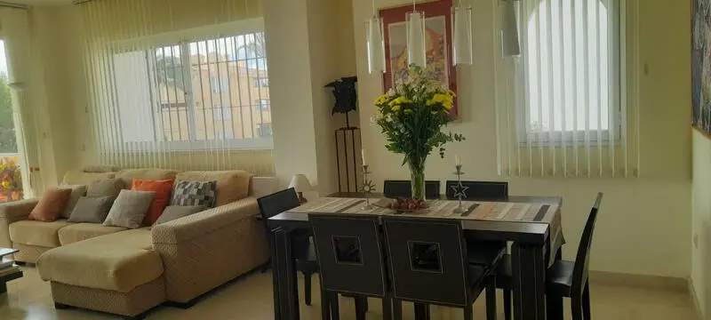 Apartamento en venta Calahonda Málaga vistas al mar