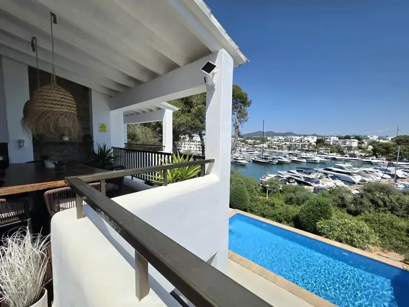 Atico en Cala d'Or 2 dormitorios 2 banos terraza piscina
