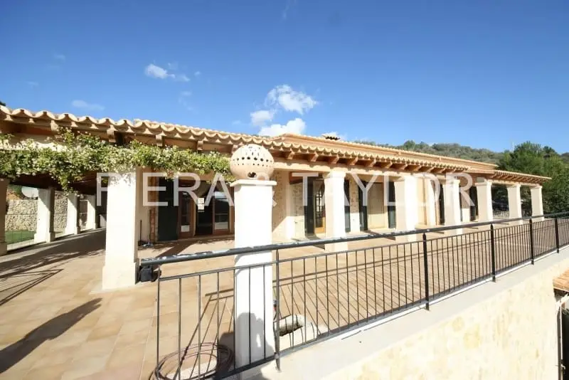 Finca Rustica en Mallorca con Vistas al Mar