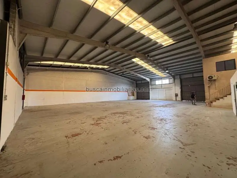Nave industrial en venta en Valverde del Majano