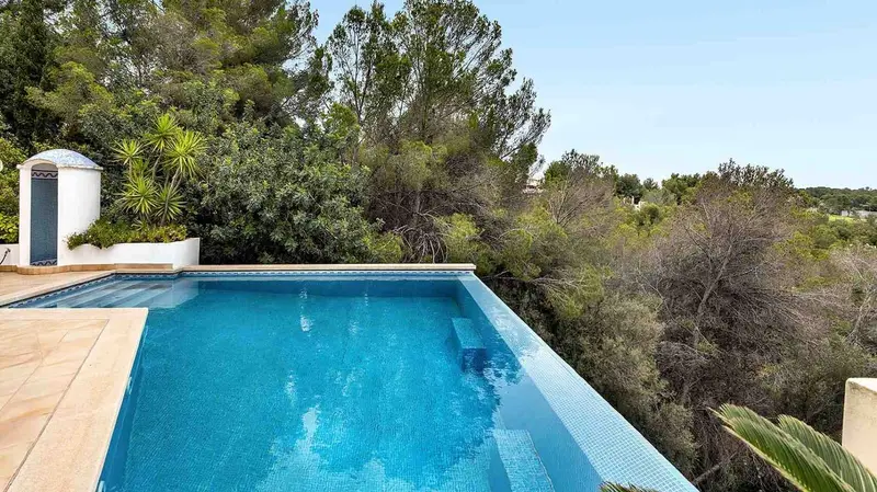 Chalet en Venta Bendinat Mallorca Villa Moderna 3 Unidades