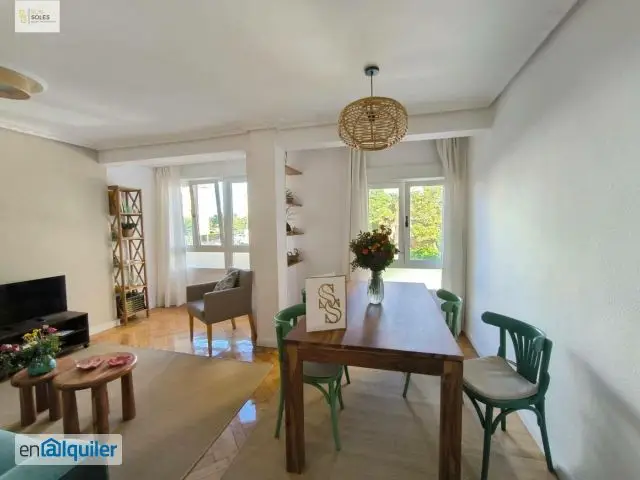 Alquiler piso amueblado estudiantes Los Castros 2 habitaciones