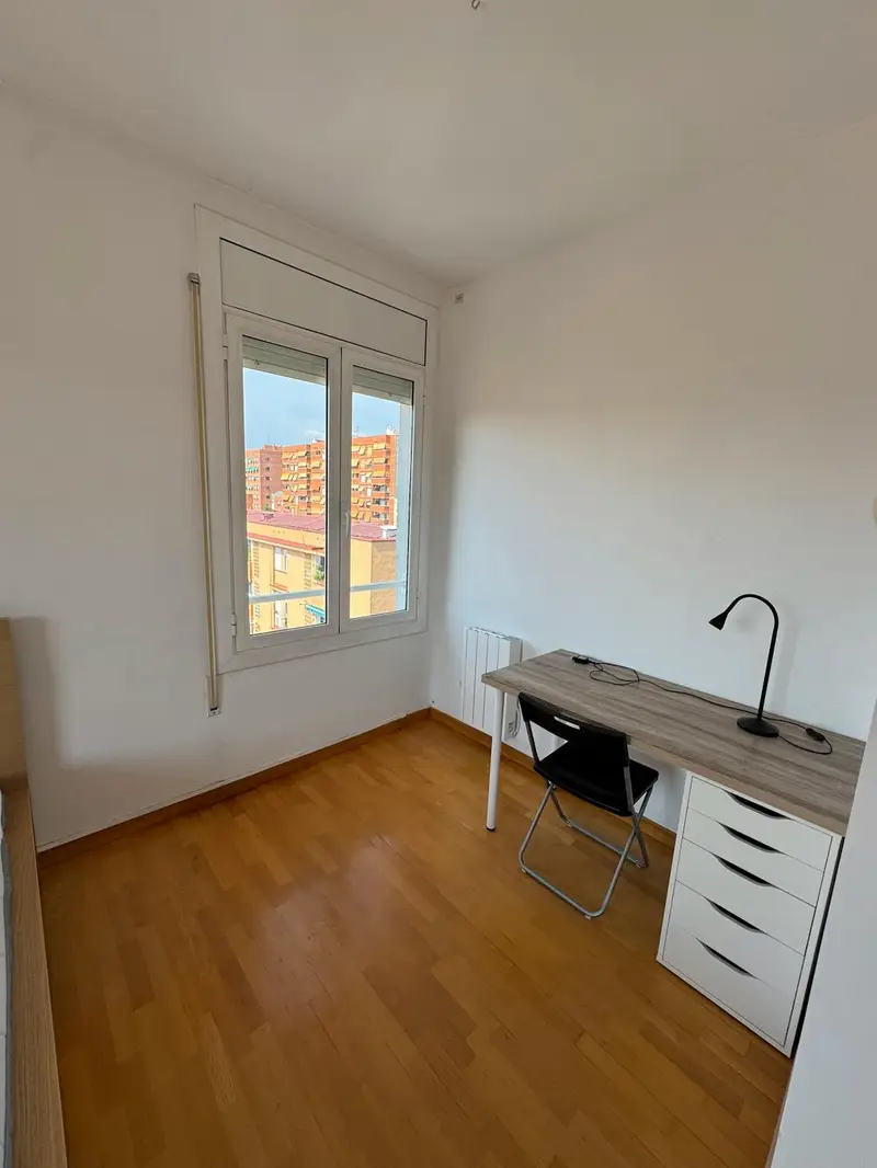 Habitacion Alquiler Sabadell Amueblada Limpieza Bisemanal Wifi