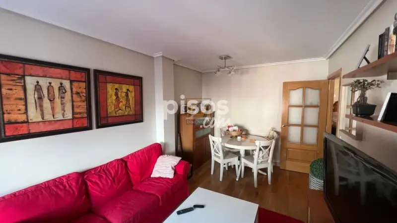 Piso en alquiler en Calle de Alfonso III 'El Magno'