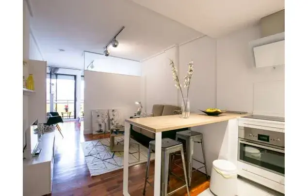 Estudio 40m² Bilbao Basurto - Apartamento Moderno con Balcón