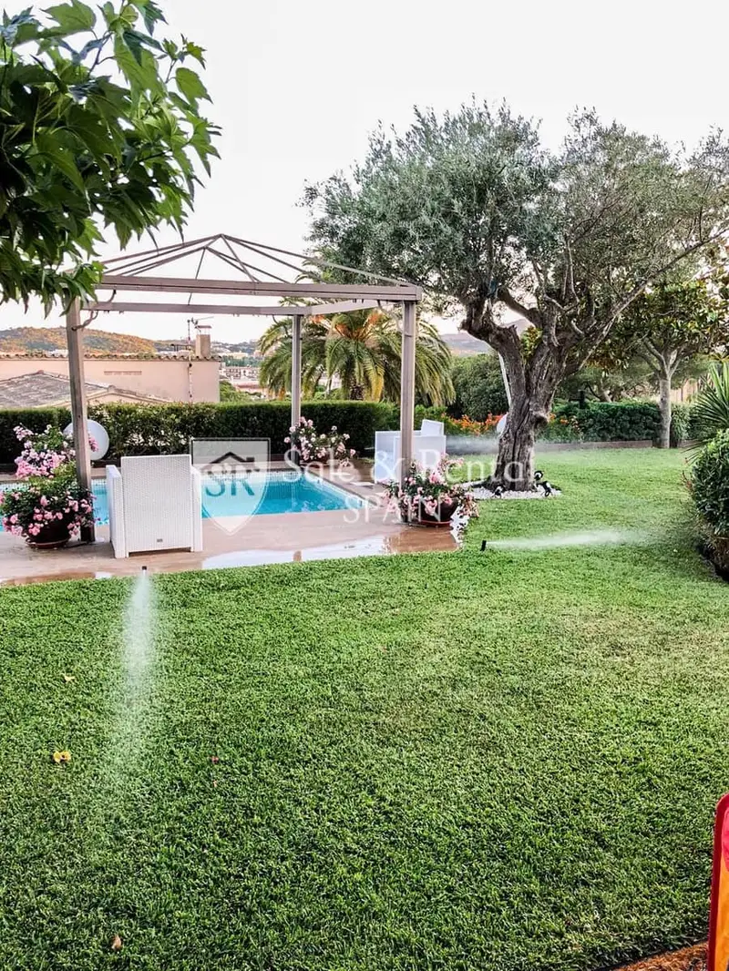 Chalet en Platja dAro con Piscina y Jardin Privado