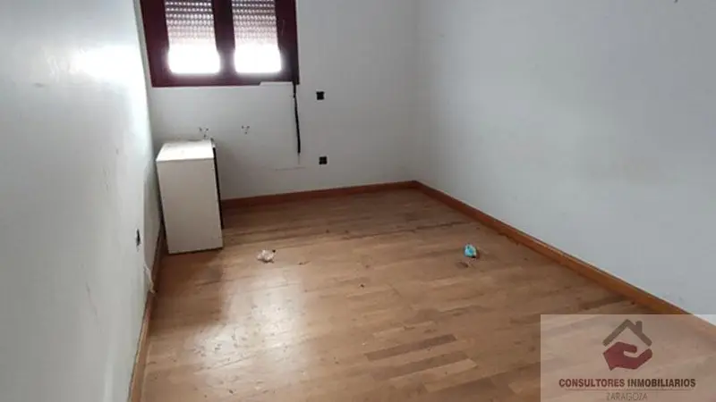 Venta Piso con Piscina Utebo 2 Dormitorios 1 Baño