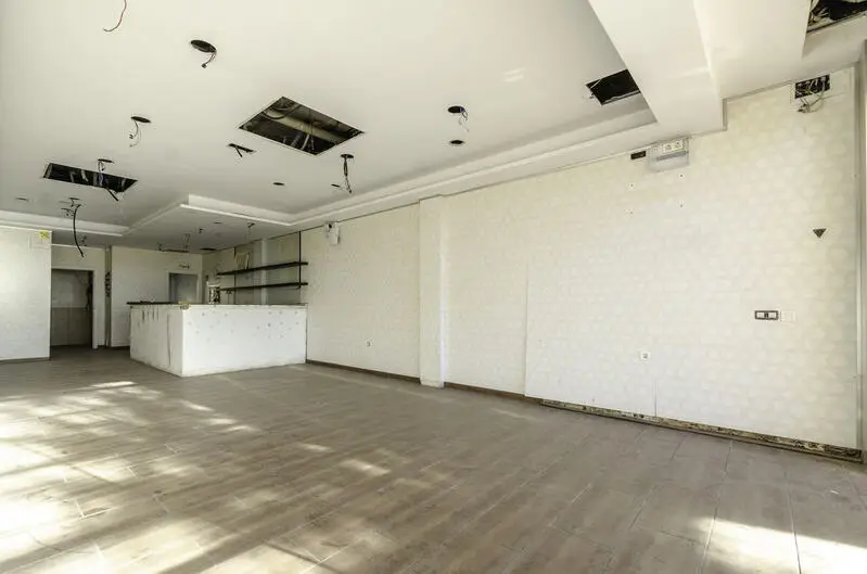 Local Comercial en Fuengirola Frente al Mar 173m2