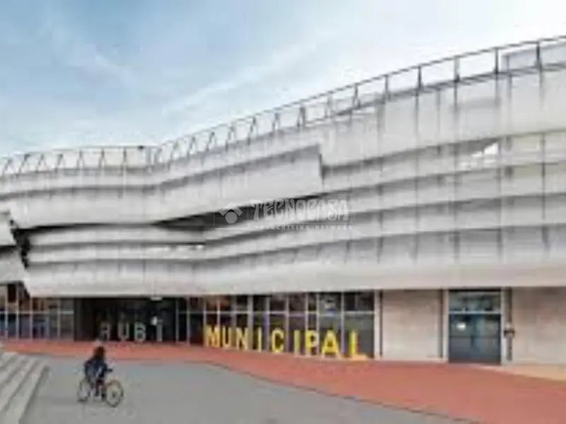 Piso en venta en Rubí zona El Mercat