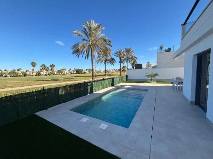 Villa de Lujo 4 Dormitorios Roda Golf Costa Cálida
