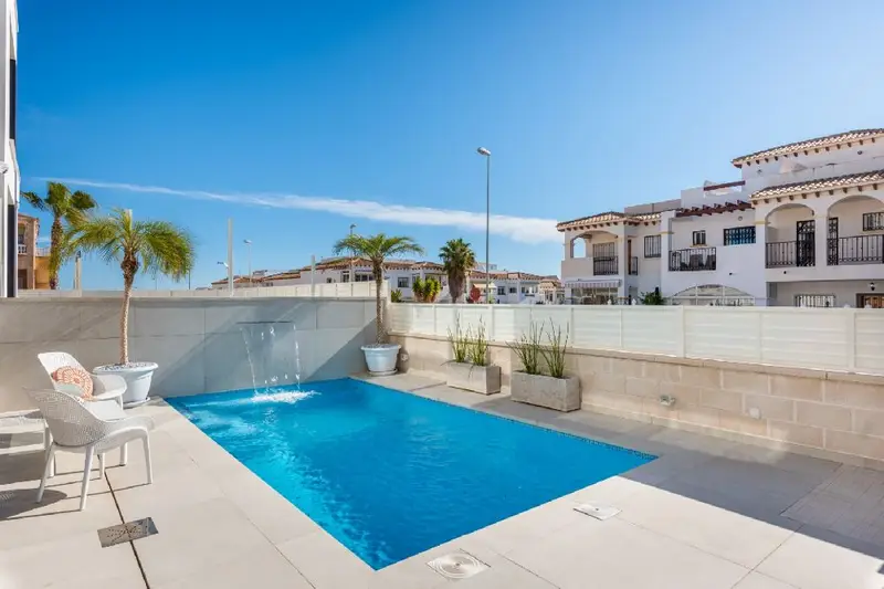 Villa en Venta Punta Prima 3 Dormitorios Orihuela Costa
