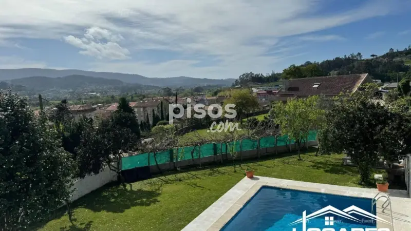 Chalet en Gondomar con 10 habitaciones y piscina
