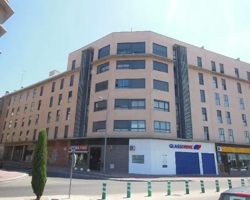 Piso 91m2 3 habitaciones 2 baños Parla