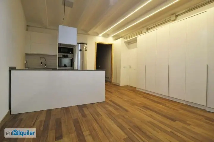 Alquiler Piso 3 Habitaciones 2 Baños Centro Barcelona