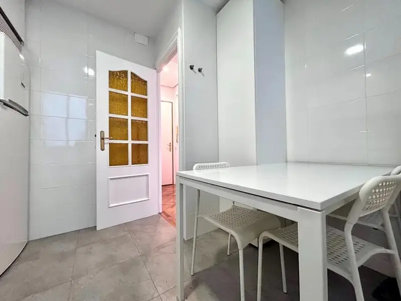 Apartamento en Alquiler Madrid 2 dormitorios 1 bao
