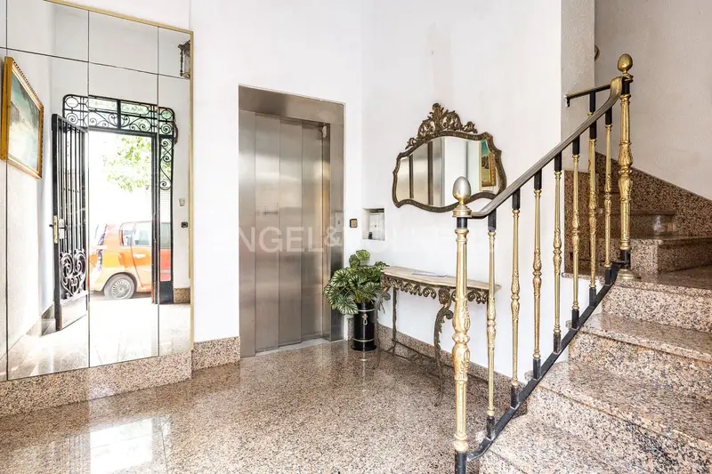 Casa en Venta Montcada i Reixac 691m2 Restaurante Vivienda Terraza