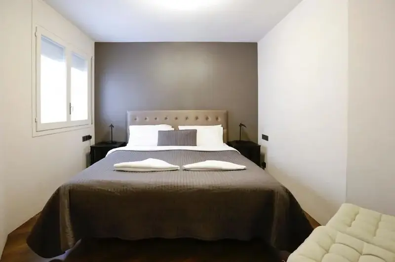 Apartamento de 3 dormitorios en alquiler en Carrer de Sant Pau Barcelona