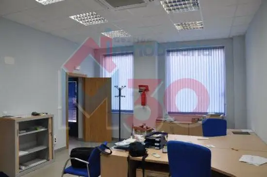 Venta Local Comercial Burgos 65m2 Amueblado