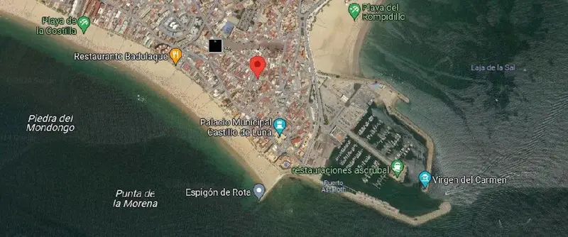 Venta Casa con Terraza en Casco Antiguo Rota