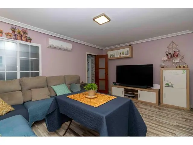 Magnifica Casa Reformada en Antonio Dominguez