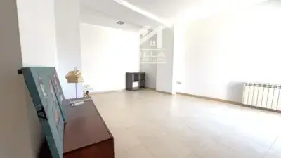 Bajo con Jardín en Valmojado - 3 Dormitorios - 92m²