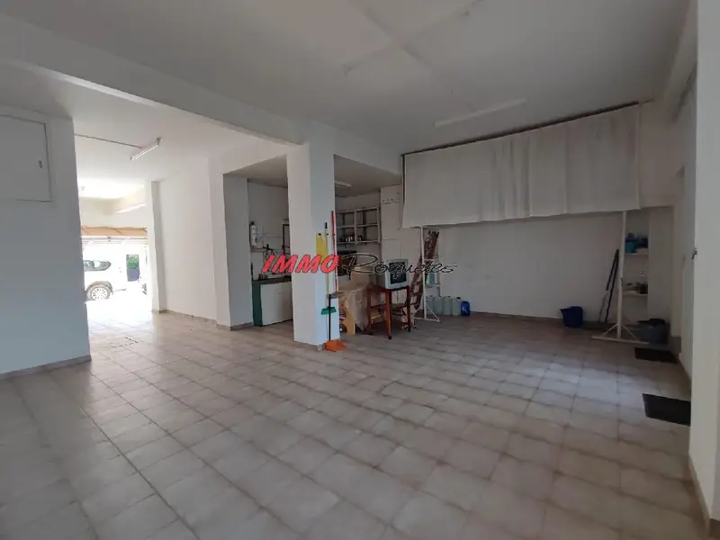 Venta Local Comercial Lujoso Les Roquetes 106m2