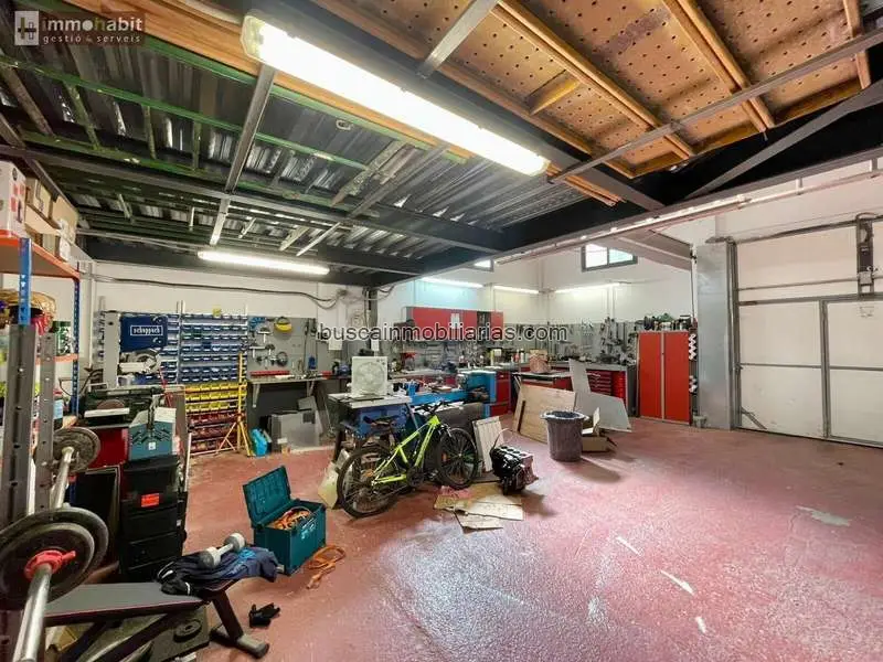 Nave Industrial en Venta Lleida: Taller Estudio Creativo