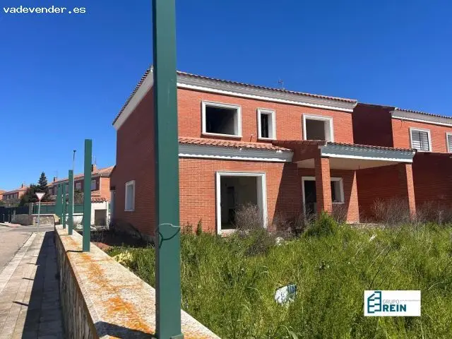 Chalet Pareado Barcience 500m2 Parcela Para Reformar