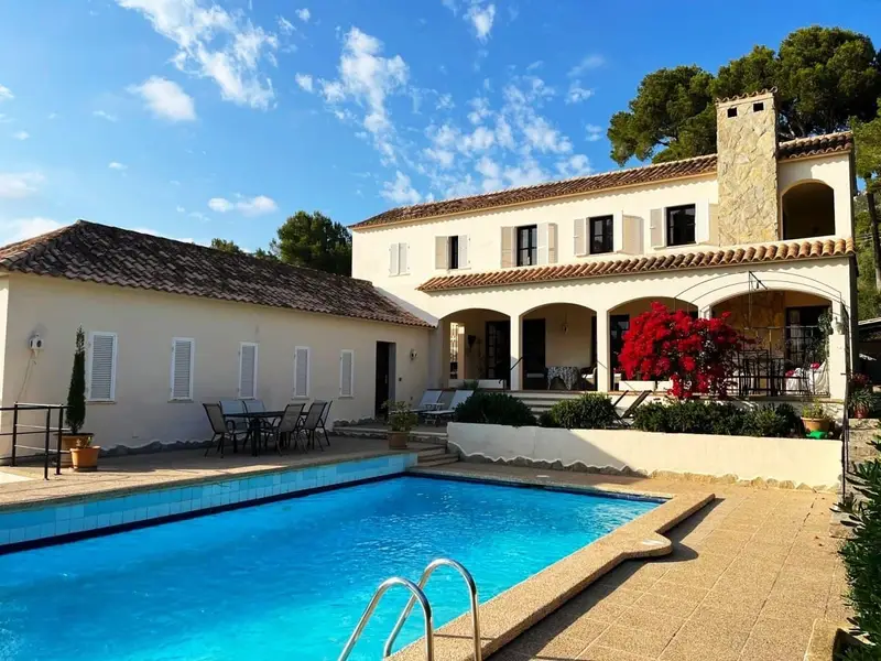 Chalet Costa de los Pinos Mallorca 7 habitaciones Piscina Golf
