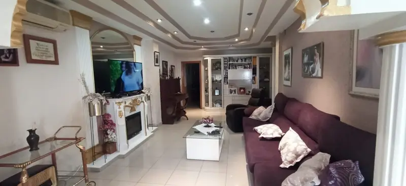 Venta Duplex Carrús Elche 3 Baños Chimenea Patio Luminoso