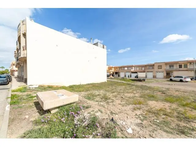 Solar en Venta La Mojonera El Viso 389m2