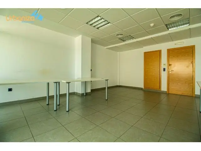Oficina en Valdepasillas Badajoz 45m2 Nueva