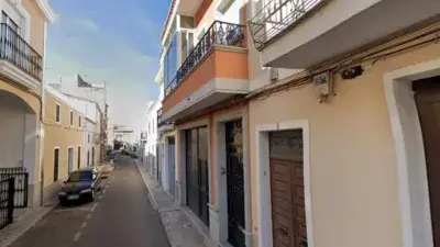 Casa en venta Los Barros Sin Posesi


ón - Oportunidad Inversores