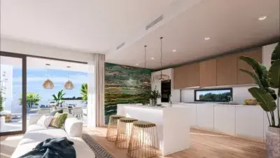 Piso en Venta en Casares con Vistas al Mar