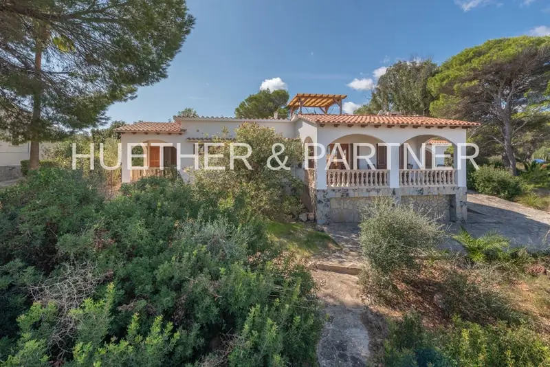 Villa en Cala Murada con Vistas al Mar y Piscina