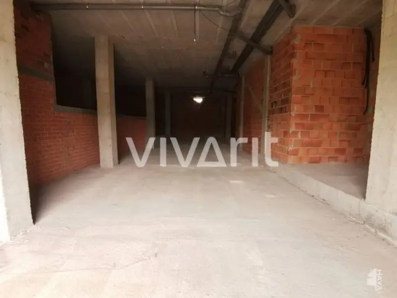 Venta Local Comercial en Negreira 242m2