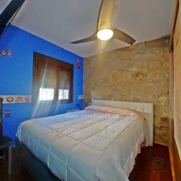 Casa Reformada en Sotogordo con Garaje y Patio