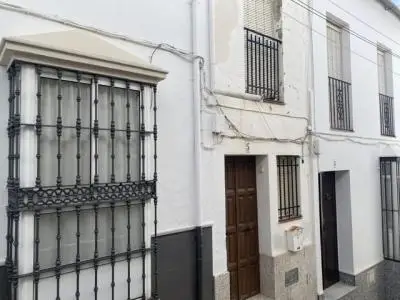 Casa con Vistas Impresionantes en Olvera