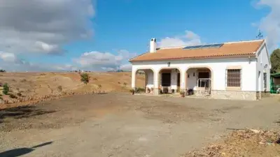 Casa Rústica en Venta Antequera: 3 Habitaciones, 11.135m²