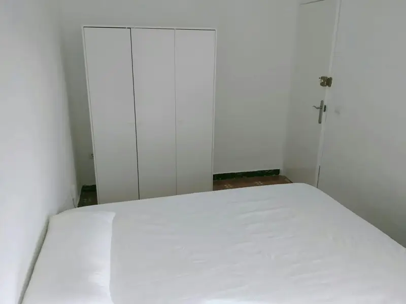 Habitacion Alquiler Sabadell Chicas Wifi Incluido