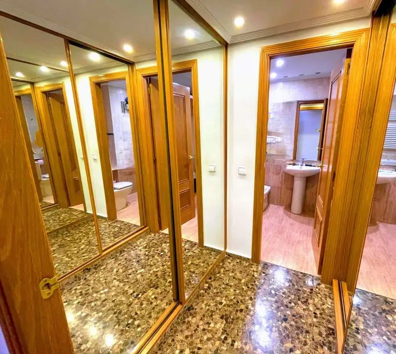 Atico en venta en Patraix Valencia con terraza garaje y trastero