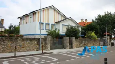 Chalet en venta en Mortera 700m2