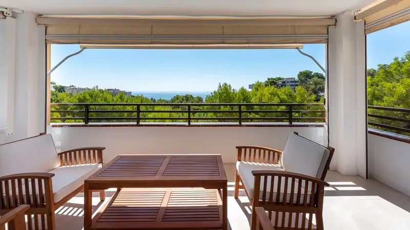 Ático en Cas Català Mallorca: Vistas al Mar y Lujo Moderno