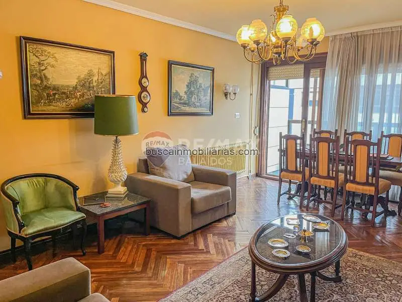 Piso en venta Vigo 135m2 4 dormitorios 2 baños garaje trastero